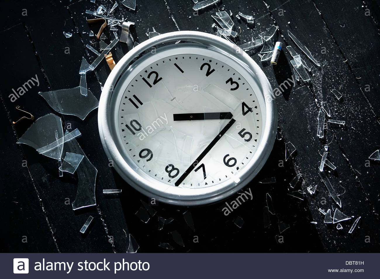 Closeup of broken clock Stock Photo, Royalty Free Image 58925485 Alamy