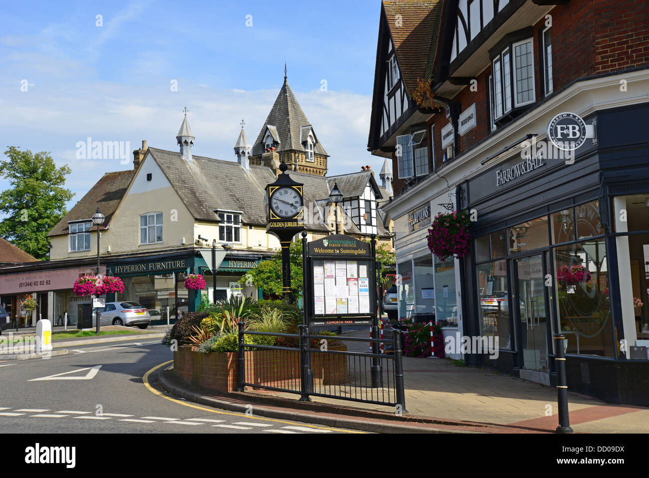 Chobham Road, Sunningdale, Berkshire, England, United Kingdom Stock