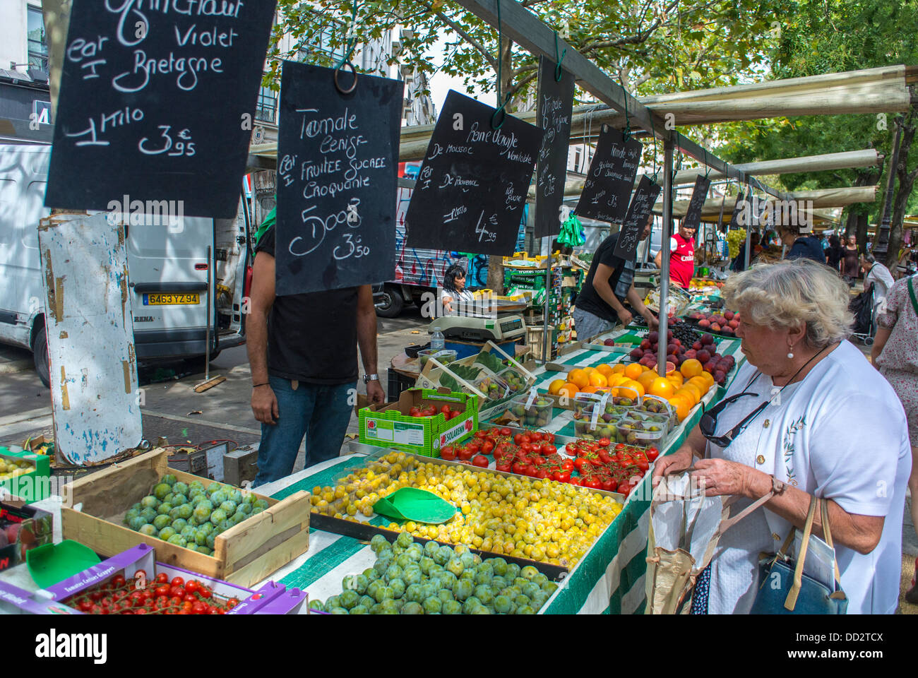 Paris, France, People Food Shopping Farmer