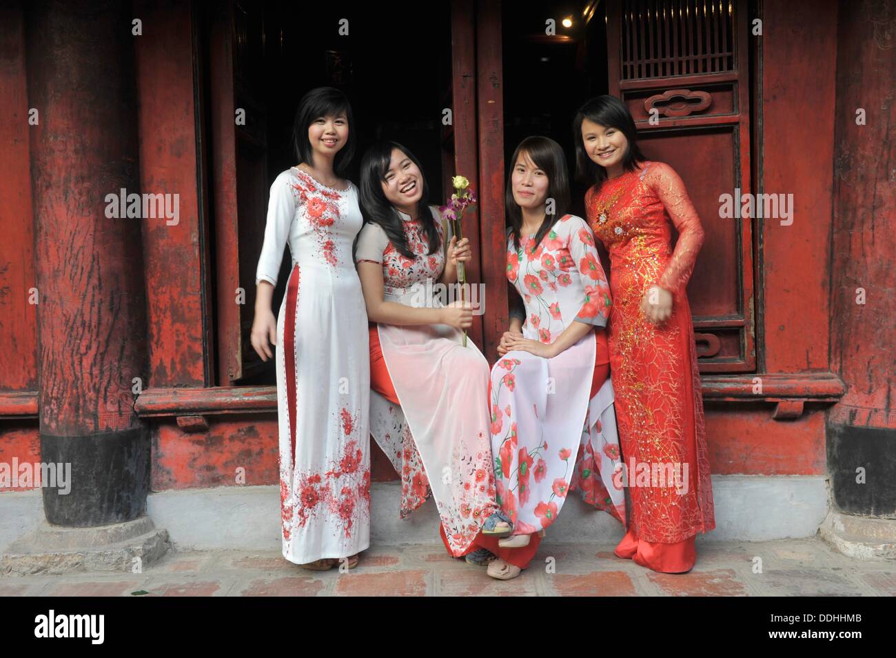 east waterford asian personals Irish asian singles looking for true love loveawakecom is a free introduction service for people who want to have serious relationship with hindu, malaysian, thai or other women of asian nationality in in ireland. east waterford asian personals Irish asian singles looking for true love loveawakecom is a free introduction service for people who want to have serious relationship with hindu, malaysian, thai or other women of asian nationality in in ireland.