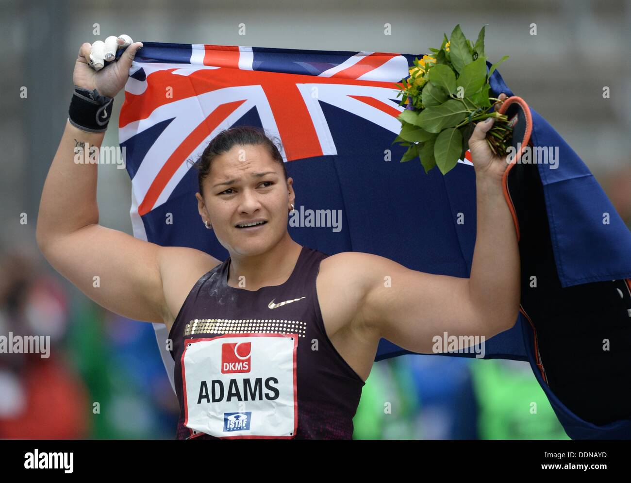 New Zealand S Valerie Adams Celebrates Her Victory In The Shot Put Competition Of The