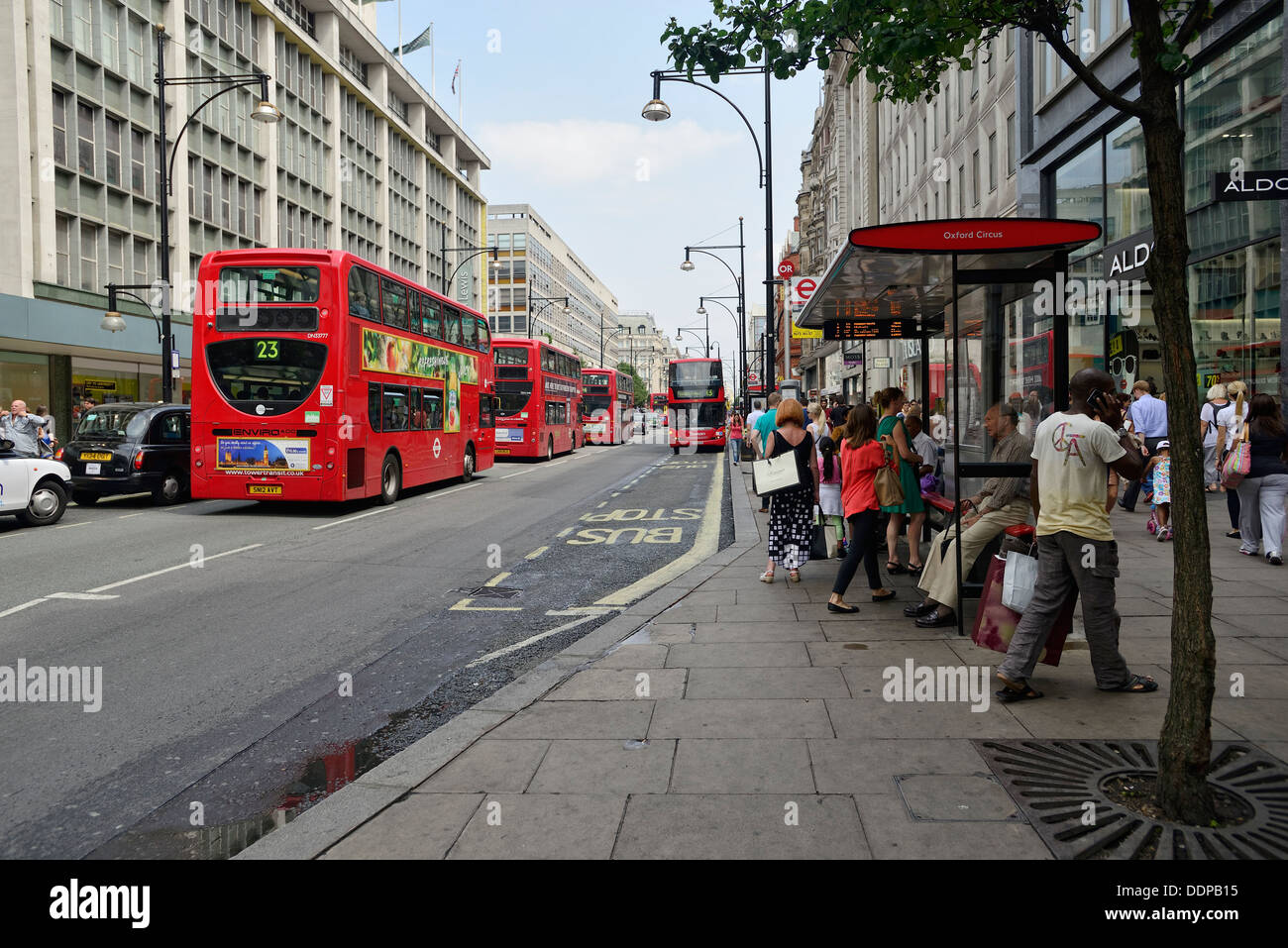 Busy London streets Stock Photo, Royalty Free Image: 60113233 - Alamy