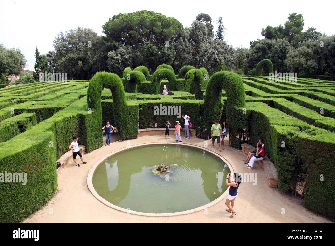 Horta Labyrinth Park, Barcelona, Spain Stock Photo 60415386 Alamy