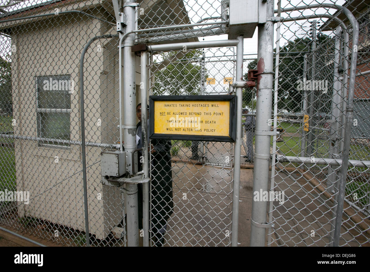 Exterior, signs and security measures at the all male Darrington Unit