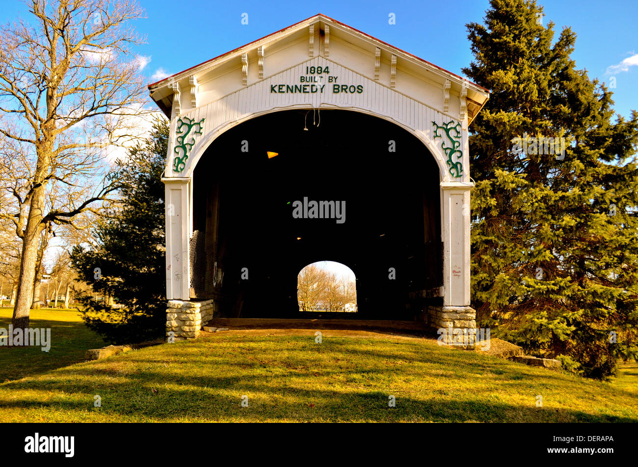 Kennedy Bros Covered Bridge Connersville Indiana Stock Photo Alamy