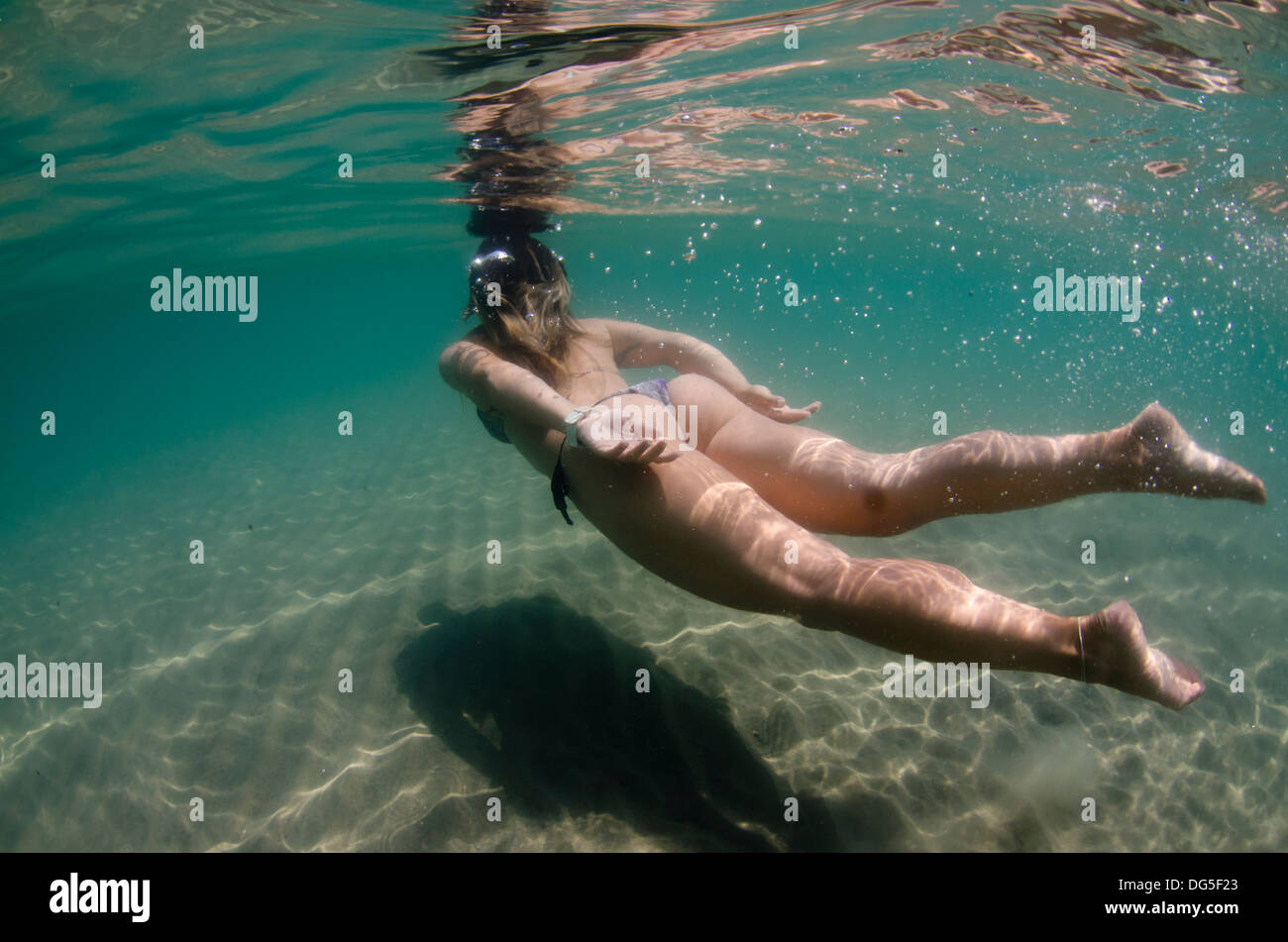 Asian love slave submissive Bikini girl underwater