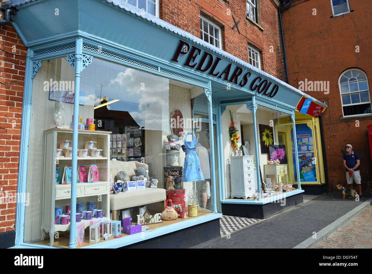Pedlars Gold gift shop, Market Place, Fakenham, Norfolk, England Stock