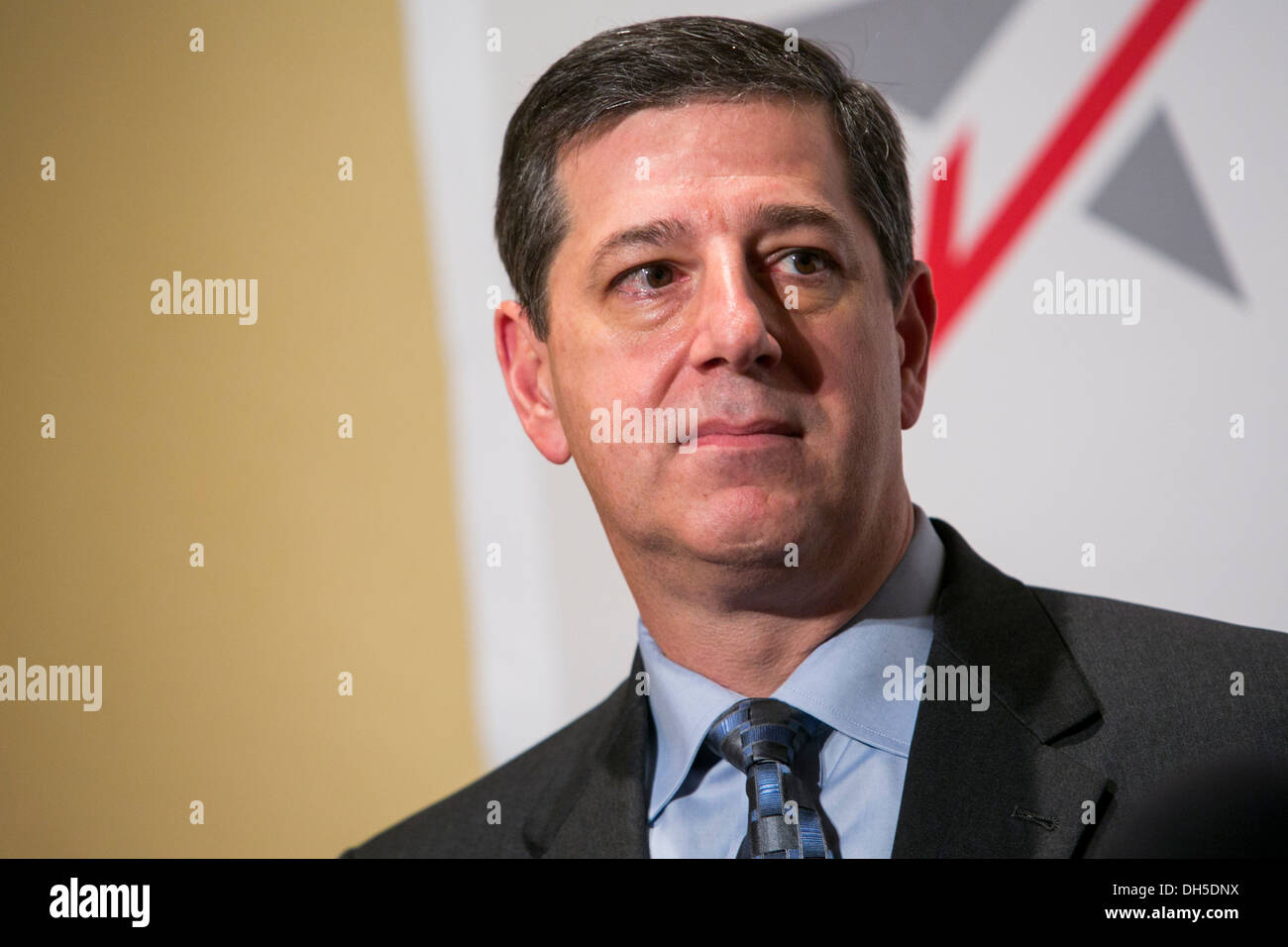 Bill Simon, President and CEO of Walmart U.S. Stock Photo - bill-simon-president-and-ceo-of-walmart-us-DH5DNX