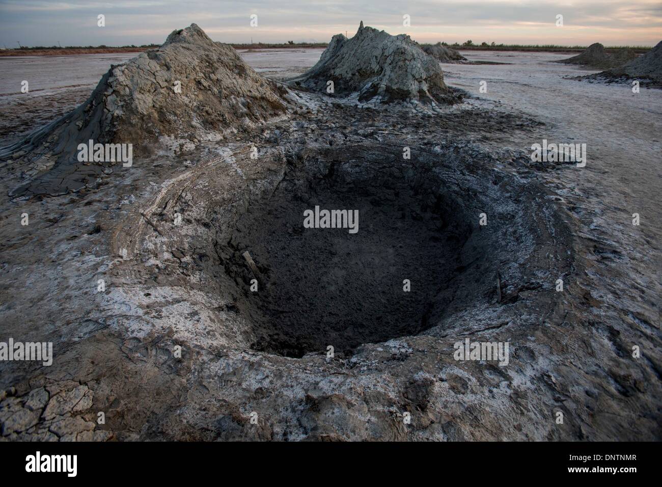 (140106) LOS ANGELES, Jan. 6, 2014 (Xinhua) A mud volcano is Stock Photo 65082775 Alamy