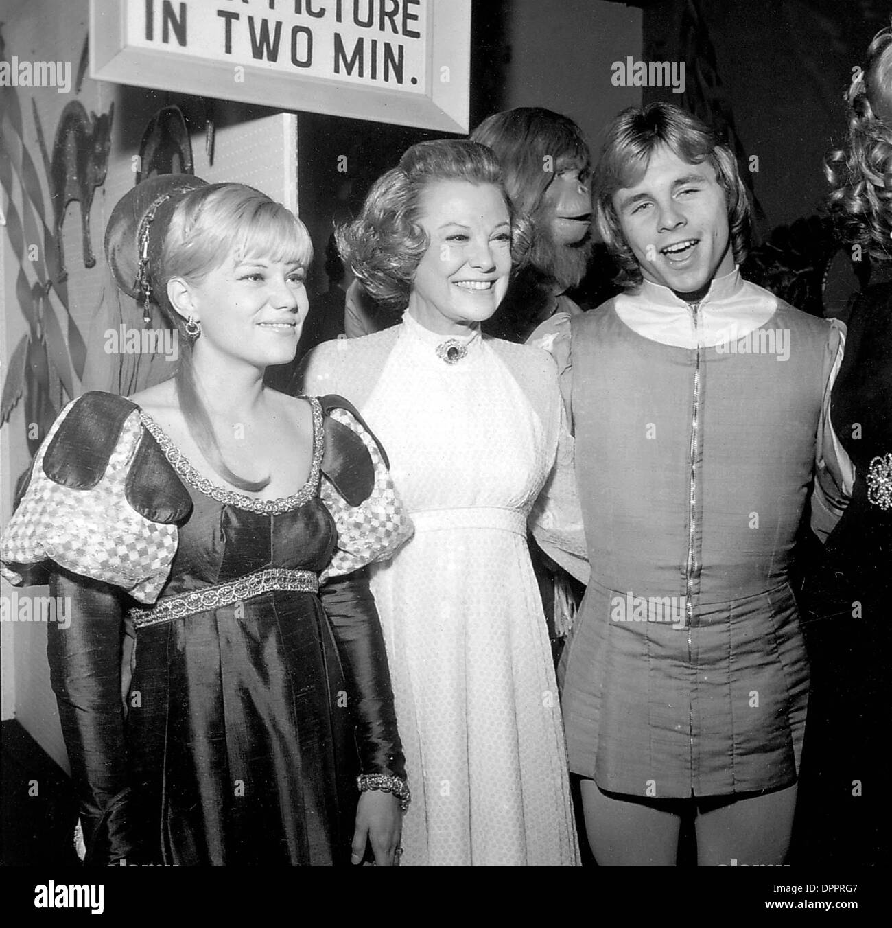 july june allyson with her children a1415
