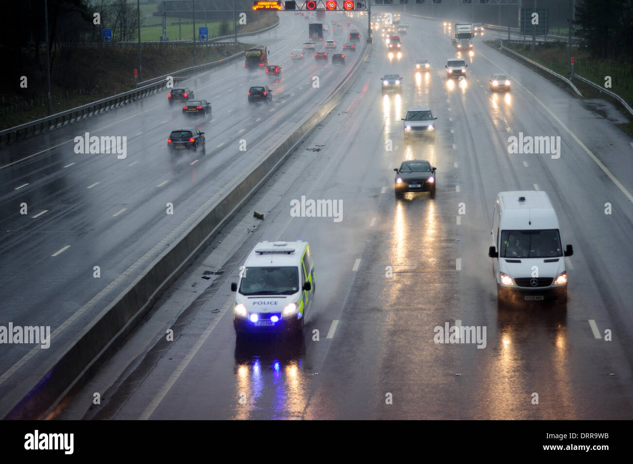 M1 Motorway, J2627, Nottinghamshire, UK. Poor driving conditions Stock