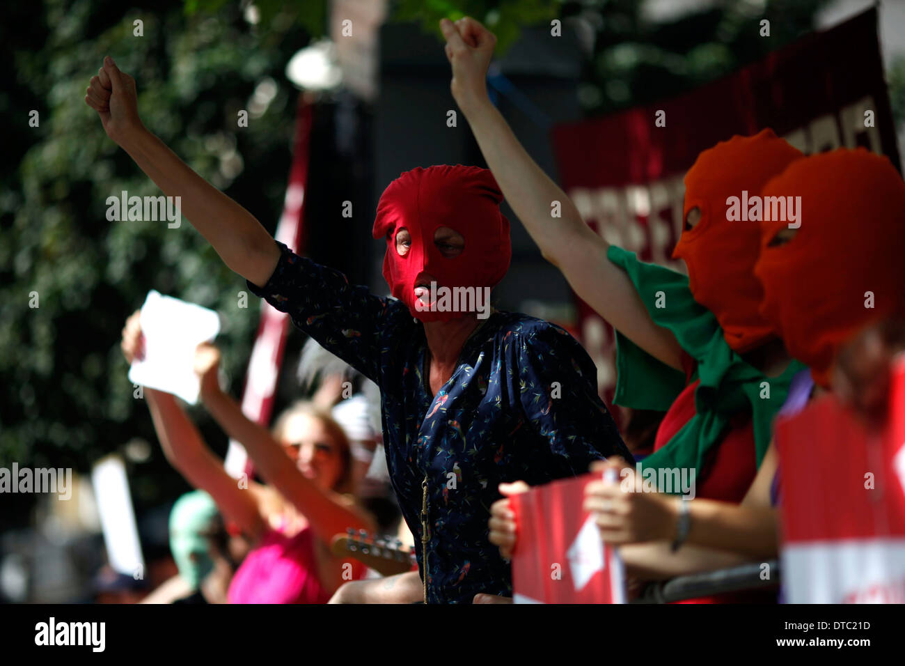 Russian Feminist Punk Rock Band Pussy Riot Stock Photo Alamy