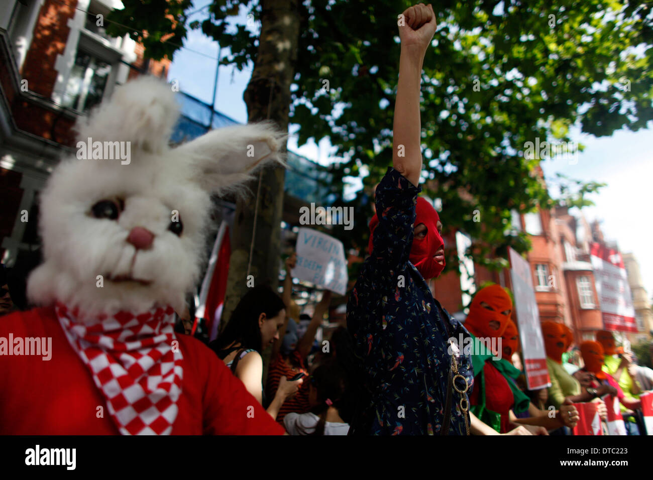Russian Feminist Punk Rock Band Pussy Riot Stock Photo Alamy