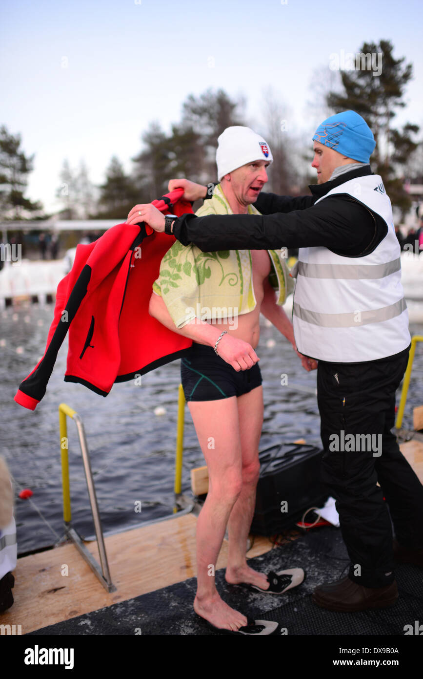 Rovaniemi, Finland . 20th Mar, 2014. Winter Swimming World Stockfoto
