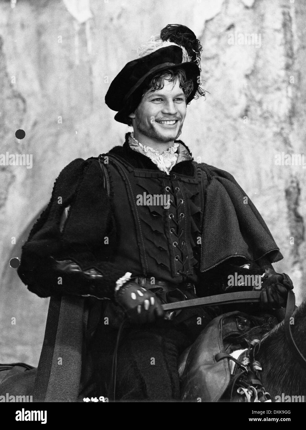 the taming of the shrew is Plot synopsis lucentio of pisa arrives in padua with his servant tranio and falls in love with bianca, but he learns that her father, the wealthy baptista, will allow no suitors to bianca until his elder daughter katherina weds. the taming of the shrew is Plot synopsis lucentio of pisa arrives in padua with his servant tranio and falls in love with bianca, but he learns that her father, the wealthy baptista, will allow no suitors to bianca until his elder daughter katherina weds.