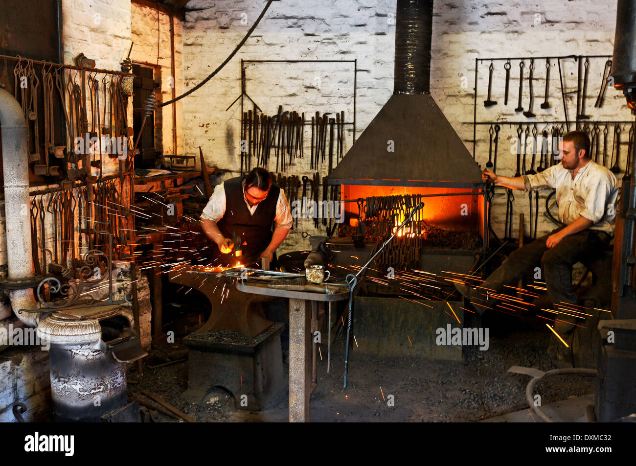 Old fashioned blacksmith forge 10 Old fashioned blacksmith forge 53