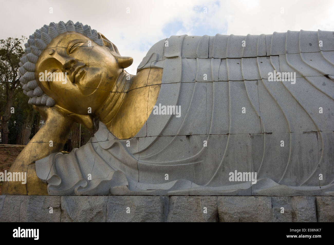 Lying Buddha statue Stock Photo, Royalty Free Image 69034091 Alamy