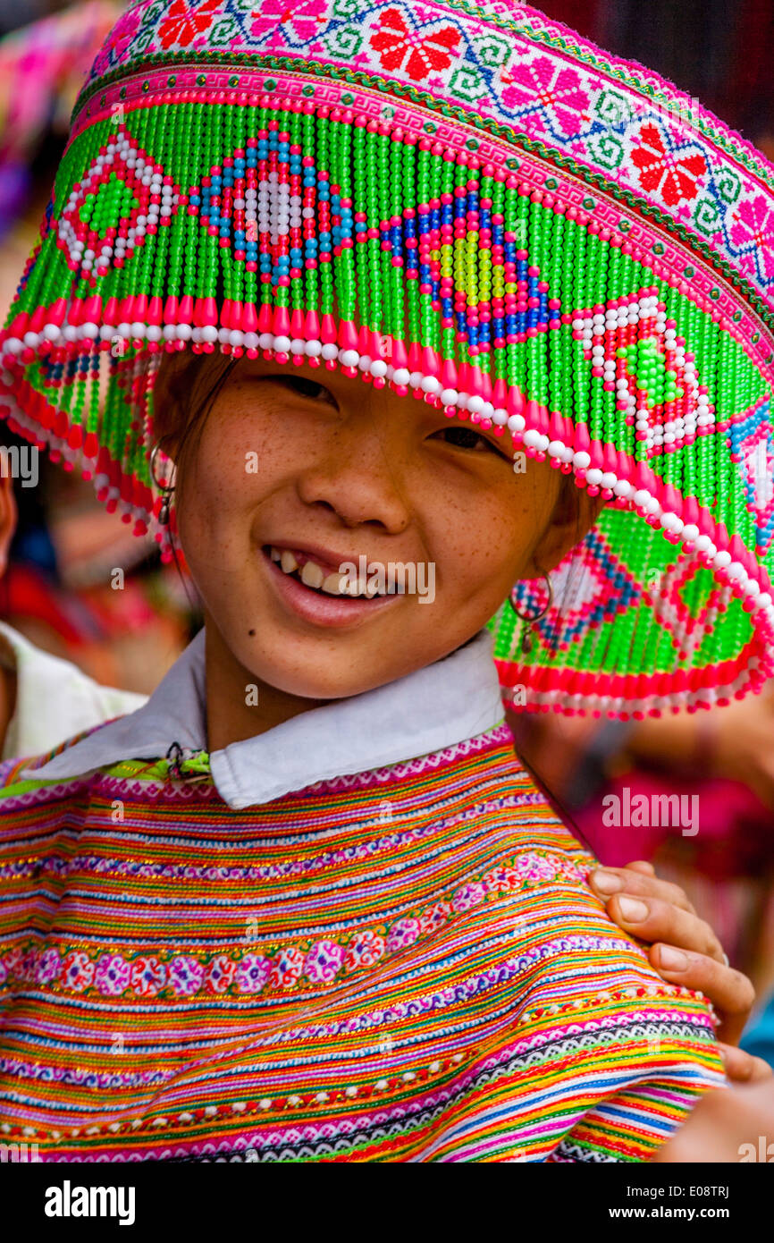 A Child From The Flower Hmong Hill Tribe At The Weekly Ethnic Market In Coc Li, Lao Cai Province, Vietnam - a-child-from-the-flower-hmong-hill-tribe-at-the-weekly-ethnic-market-E08TRJ