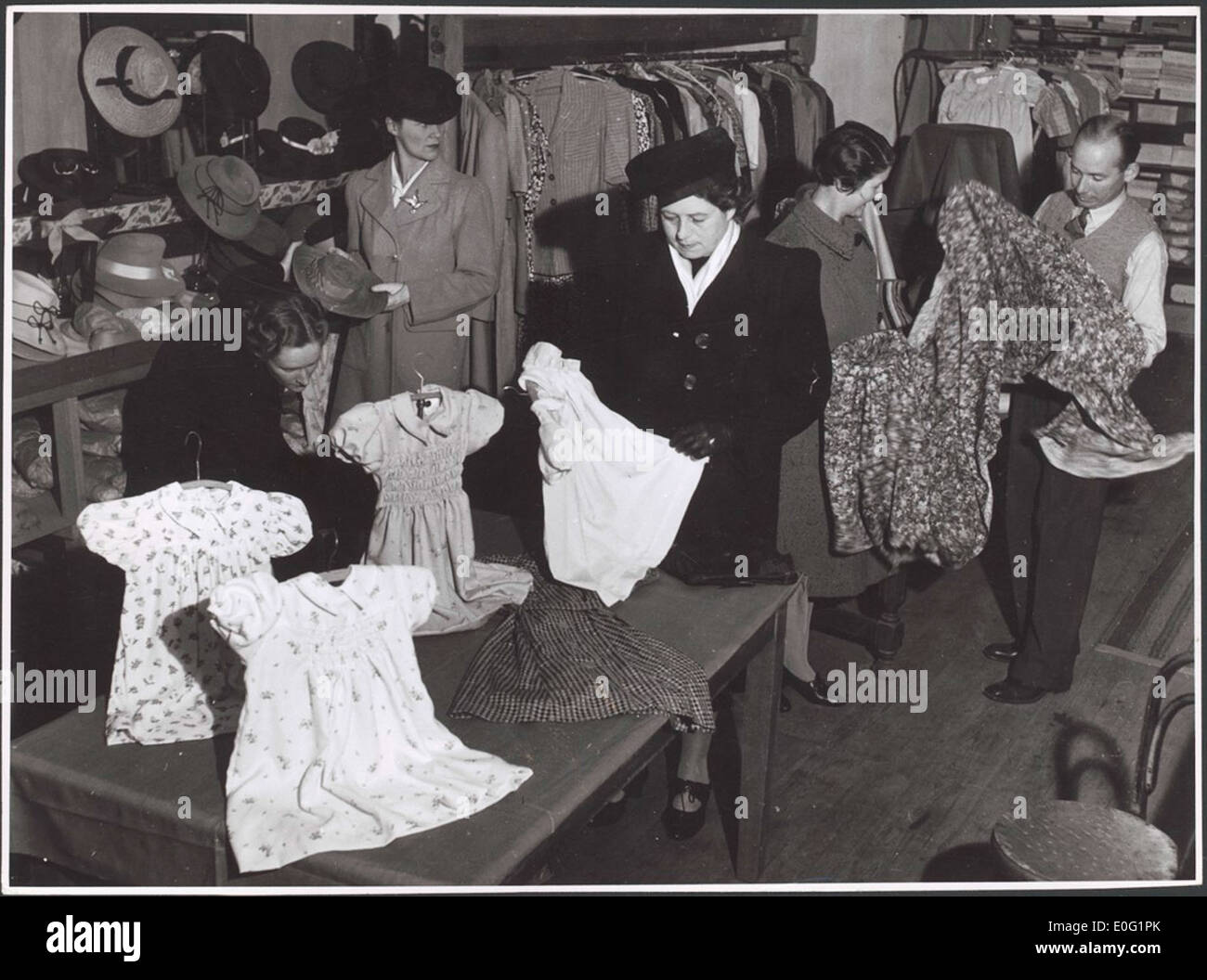 This experience gave Tatsuno the idea for Mont-Bell, a company that would strive to create clothing and equipment that is light, yet provides comfort in all