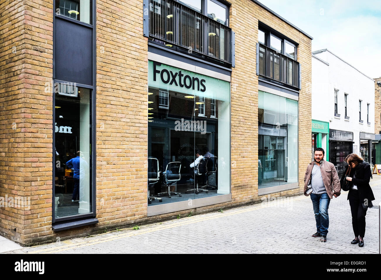 foxtons-estate-agents-in-islington-E0GRD