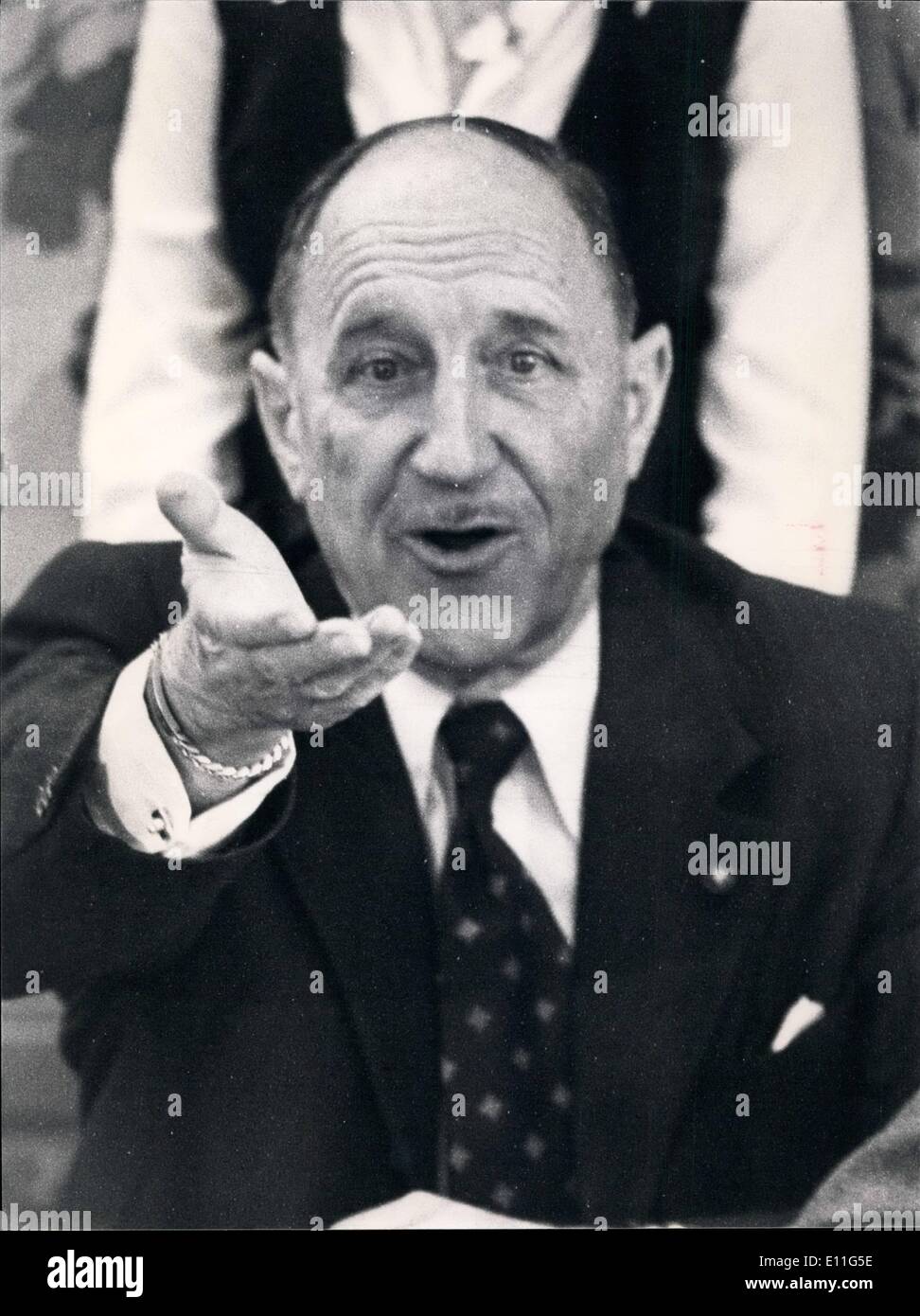 Nov. 11, 1977 Joseph Luns General Secretary of the NATO during Stock