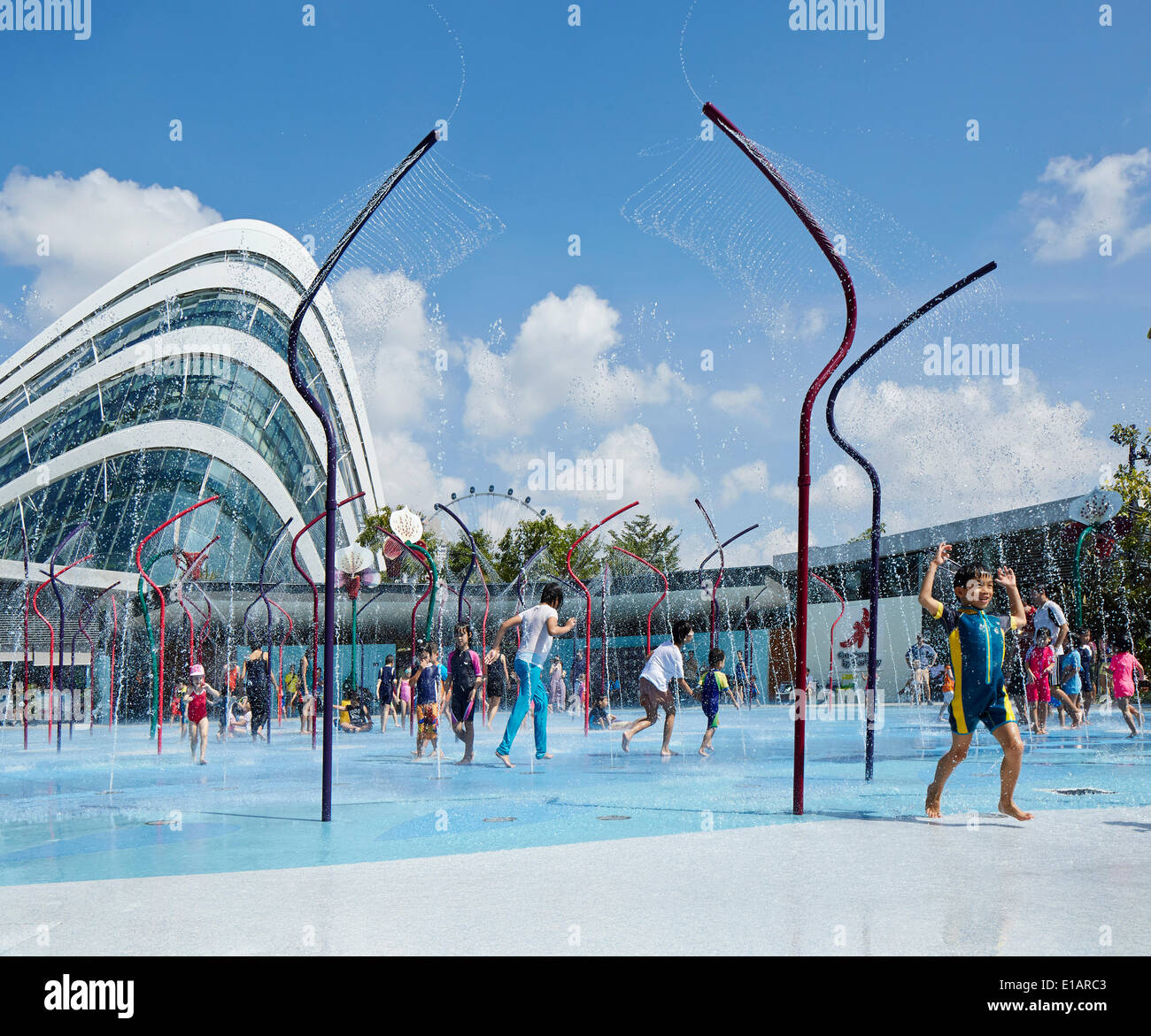 Garden By The Bay Water Park gardens bay singapore singapore architect stock photos & gardens Garden By The Bay Water Park gardens bay singapore singapore architect stock photos & gardens