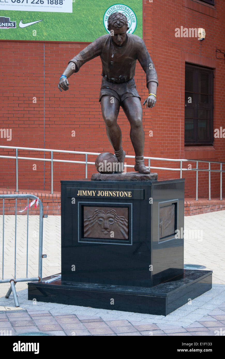 Statue of Jimmy Jinky Johnstone Celtic Park Parkhead Glasgow Stock