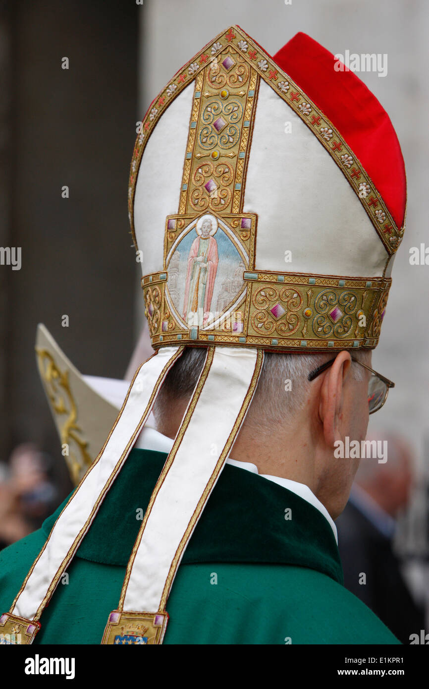 mitre Stock Photo, Royalty Free Image 69891109 Alamy