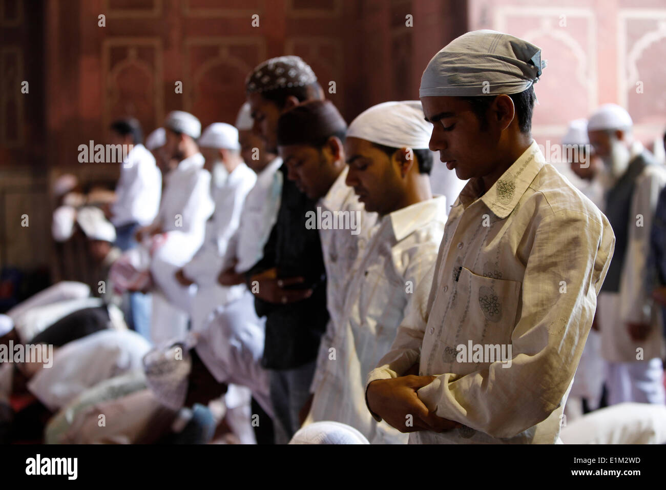 Friday Prayer At Jamma Masjid Delhi Great Mosque Stock Photo Alamy