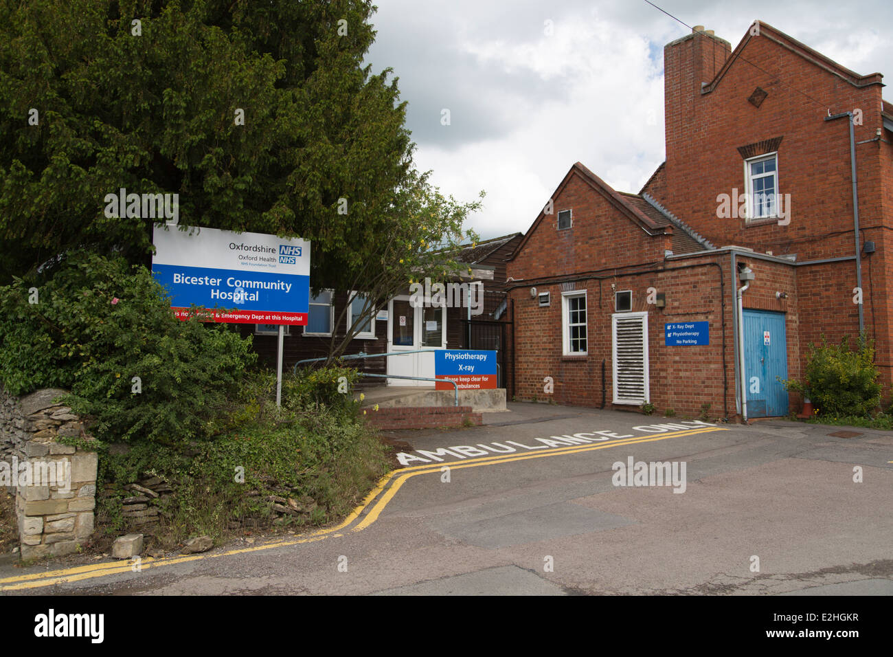 Bicester Community Hospital Stock Photo, Royalty Free Image 70457067