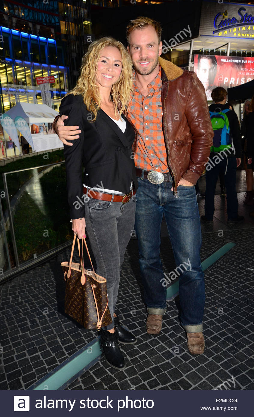 Dominic Boeer and his girlfriend Alex Hipwell at the premiere Stockfoto, Lizenzfreies Bild
