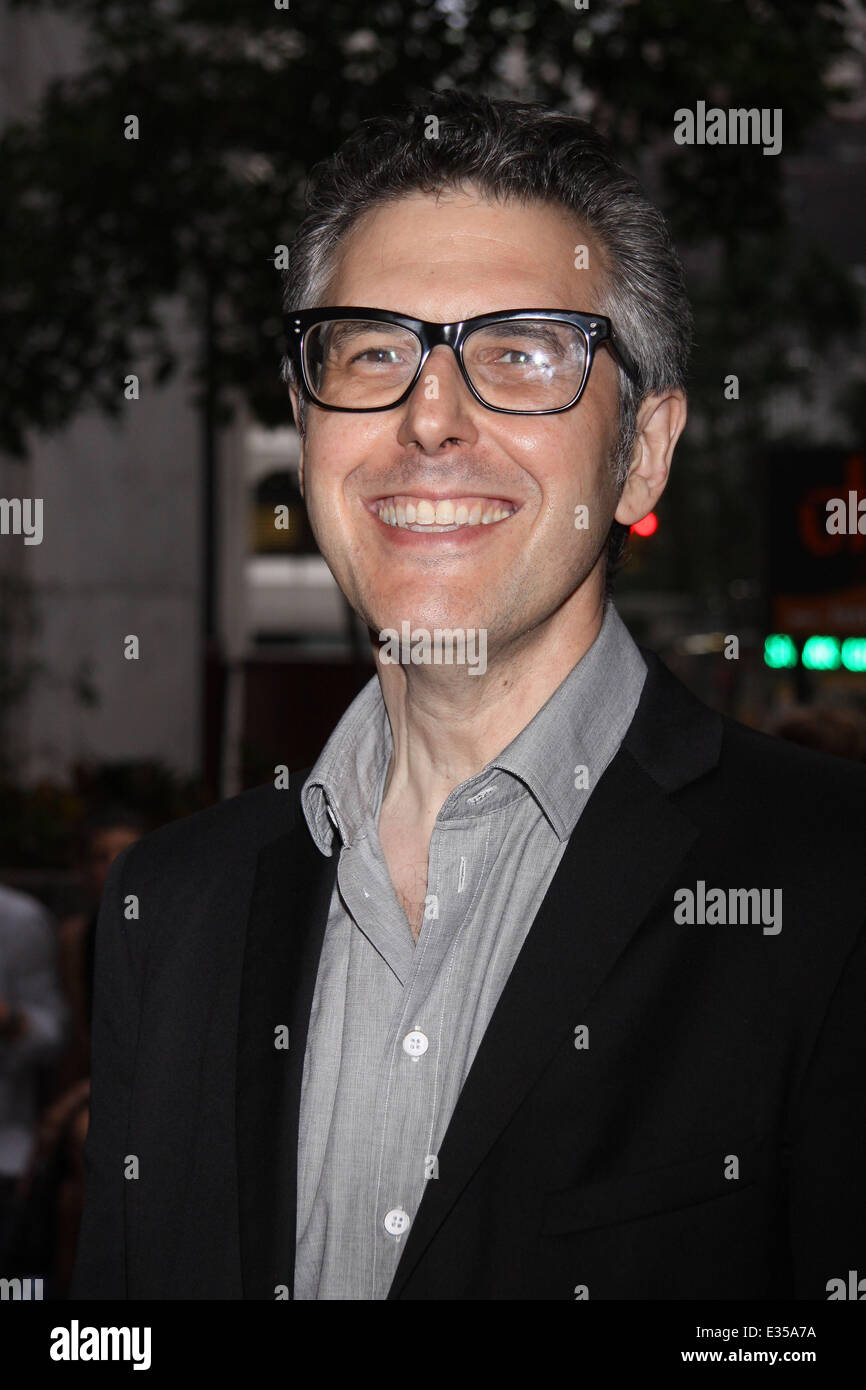Download preview image - opening-night-of-the-unavoidable-disappearance-of-tom-durnin-at-the-E35A7A