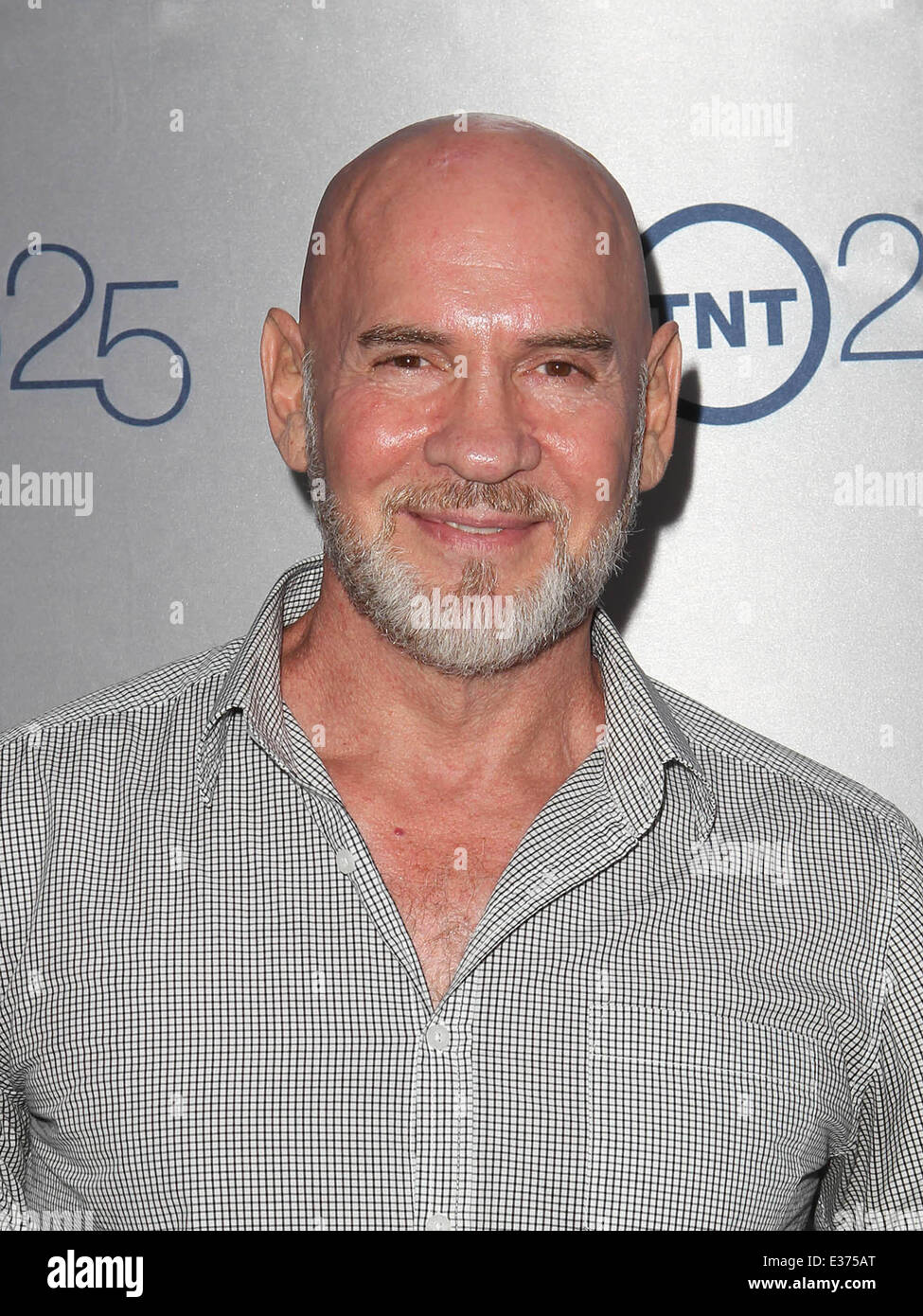 Stock Photo - TNT&#39;s 25th Anniversary Party held at the Aqua Star Pool at The Beverly Hilton Hotel Featuring: Mitch Pileggi Where: Beverly Hills, California, ... - tnts-25th-anniversary-party-held-at-the-aqua-star-pool-at-the-beverly-E375AT