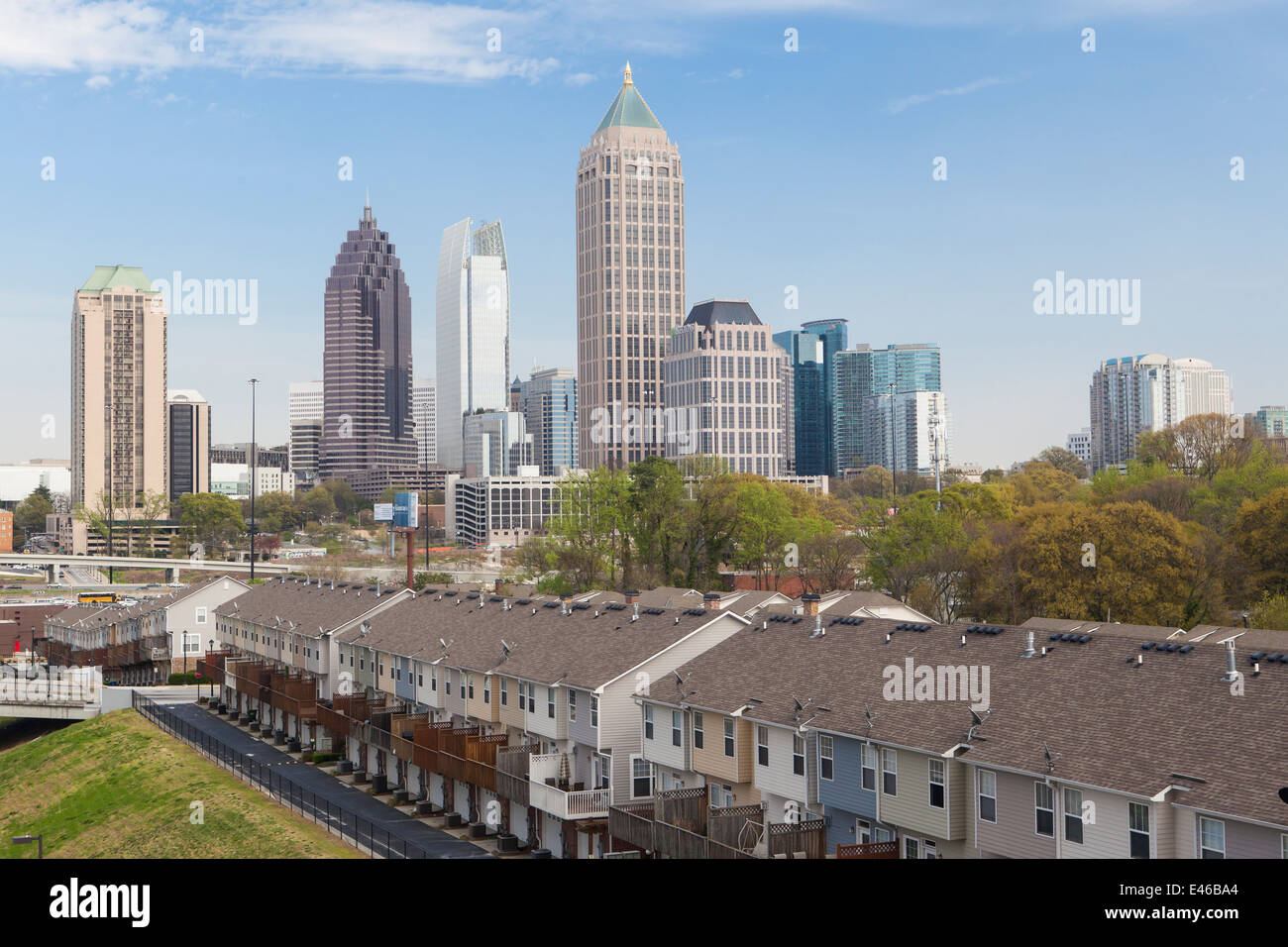 City Apartment Buildings apartment buildings and city skyline, atlanta, georgia, usa stock City Apartment Buildings apartment buildings and city skyline, atlanta, georgia, usa stock