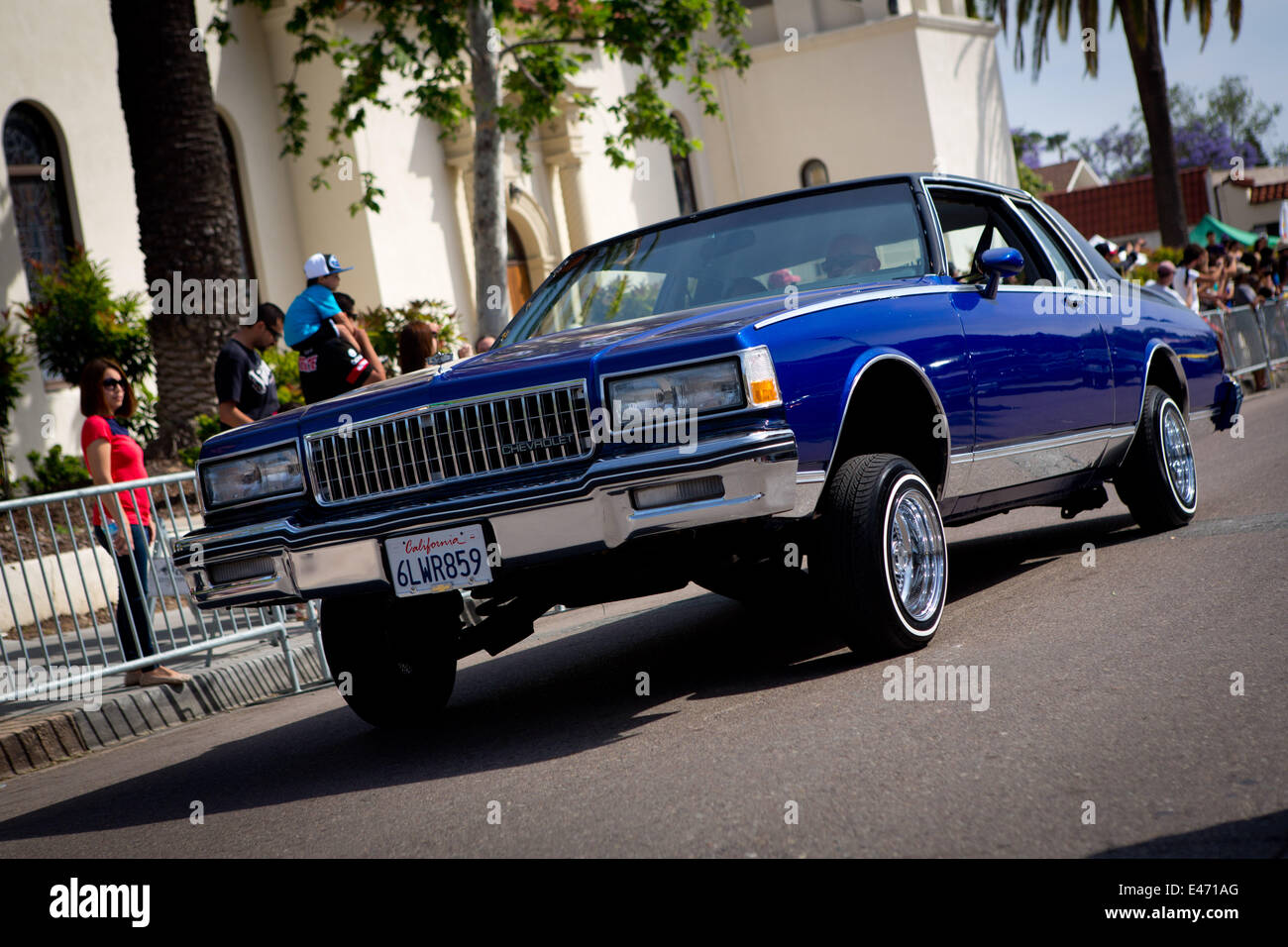 Lowriders with modified hydraulic suspension system, which