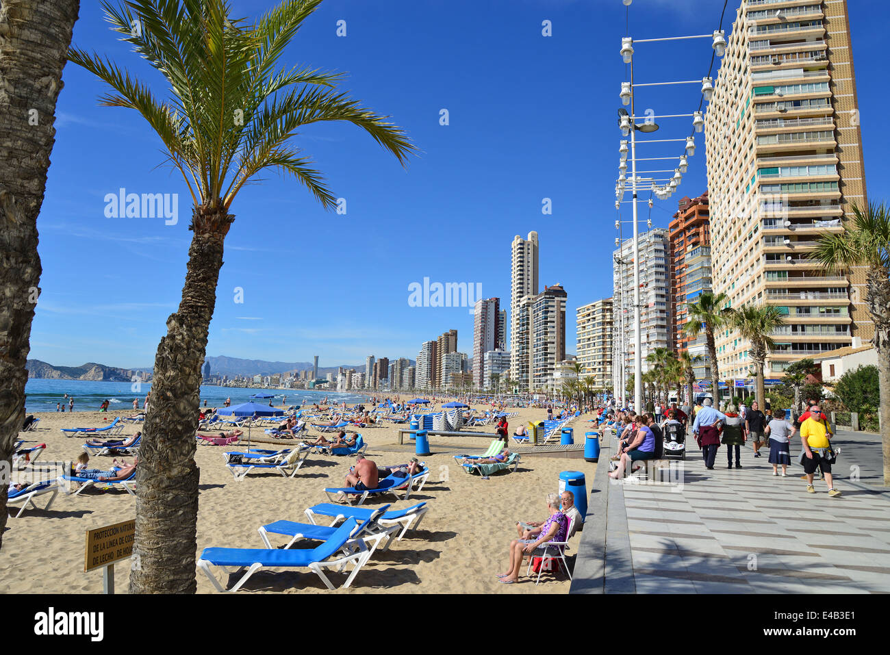 Seafront esplanade, Playa de Levante, Benidorm, Costa Blanca Stock 