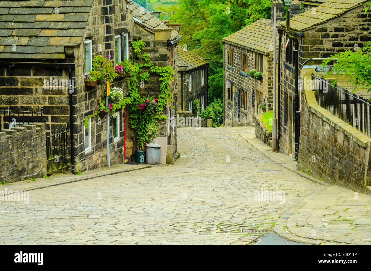 The cobbled main street at Heptonstall West Yorkshire Stock Photo