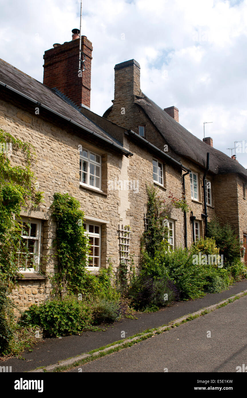 Upper Heyford village, Oxfordshire, England, UK Stock Photo, Royalty