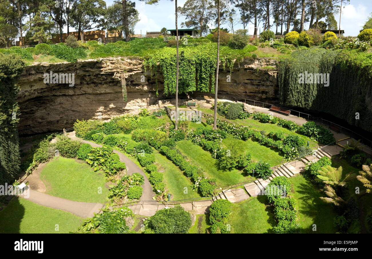 Uncategorized Terraced Gardens victorian terraced gardens in umpherston sinkhole limestone mount gambier south australia pacific