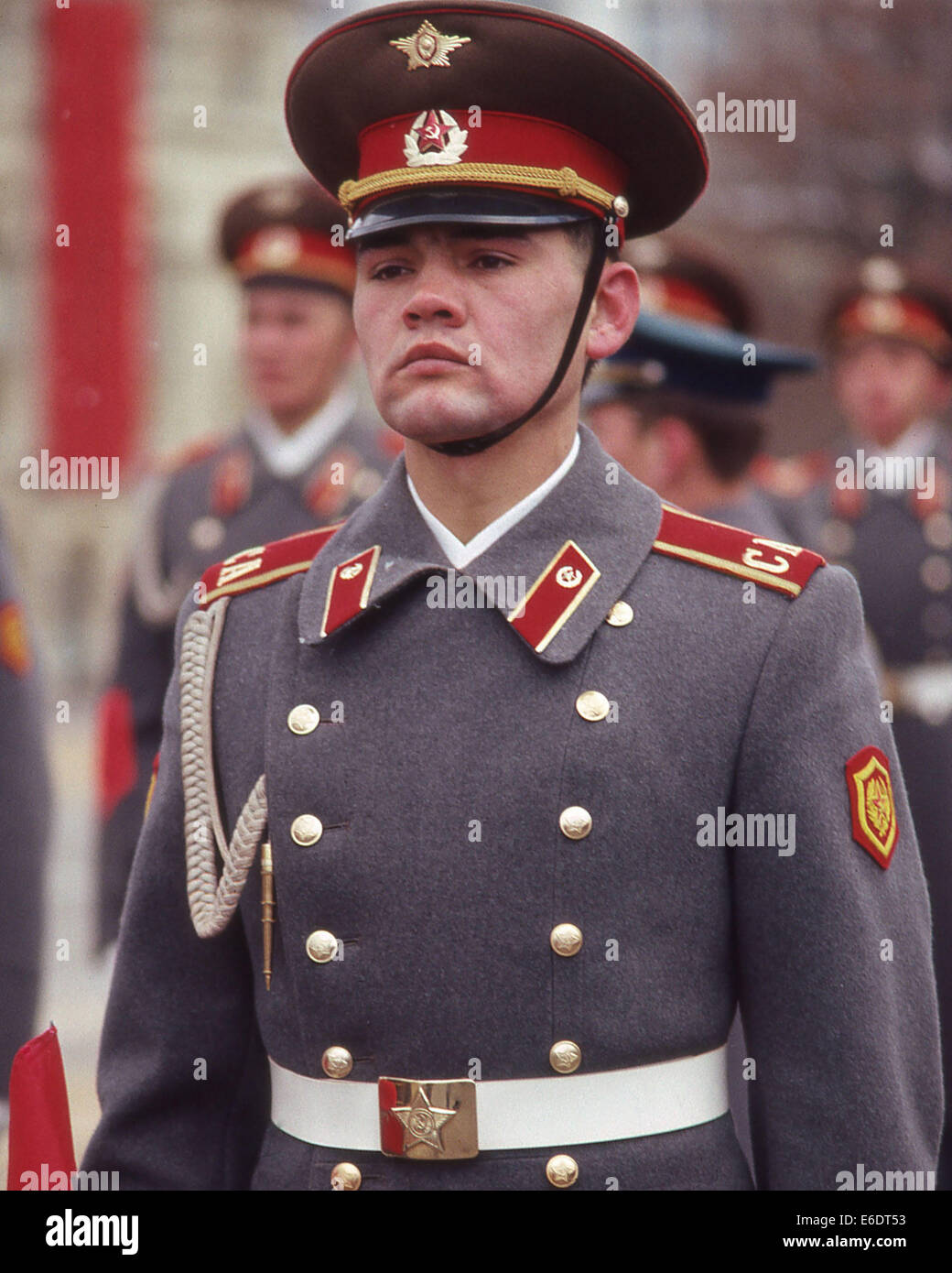 Moscow, Russia. 7th Nov, 1987. Portrait of a Soviet Army honor guard