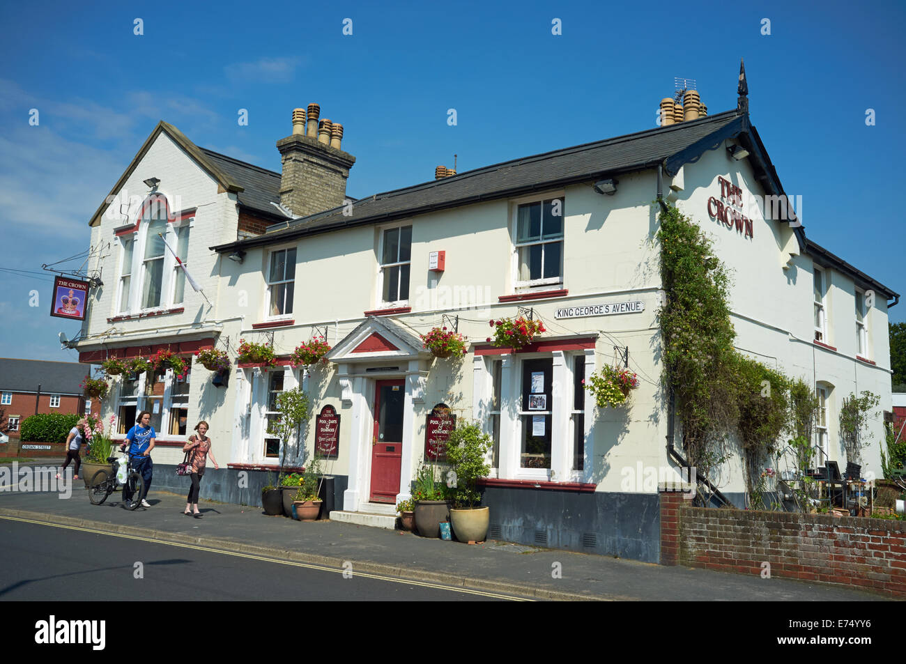 The Crown pub Leiston Suffolk UK Stock Photo, Royalty Free Image
