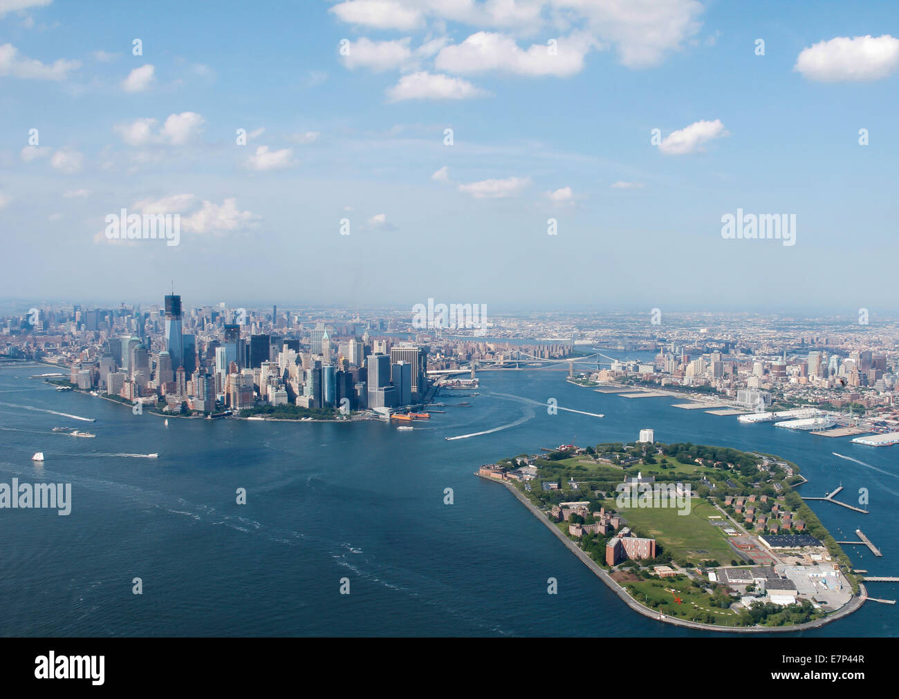 New-York-City-Sky-View-With-Governors-Is