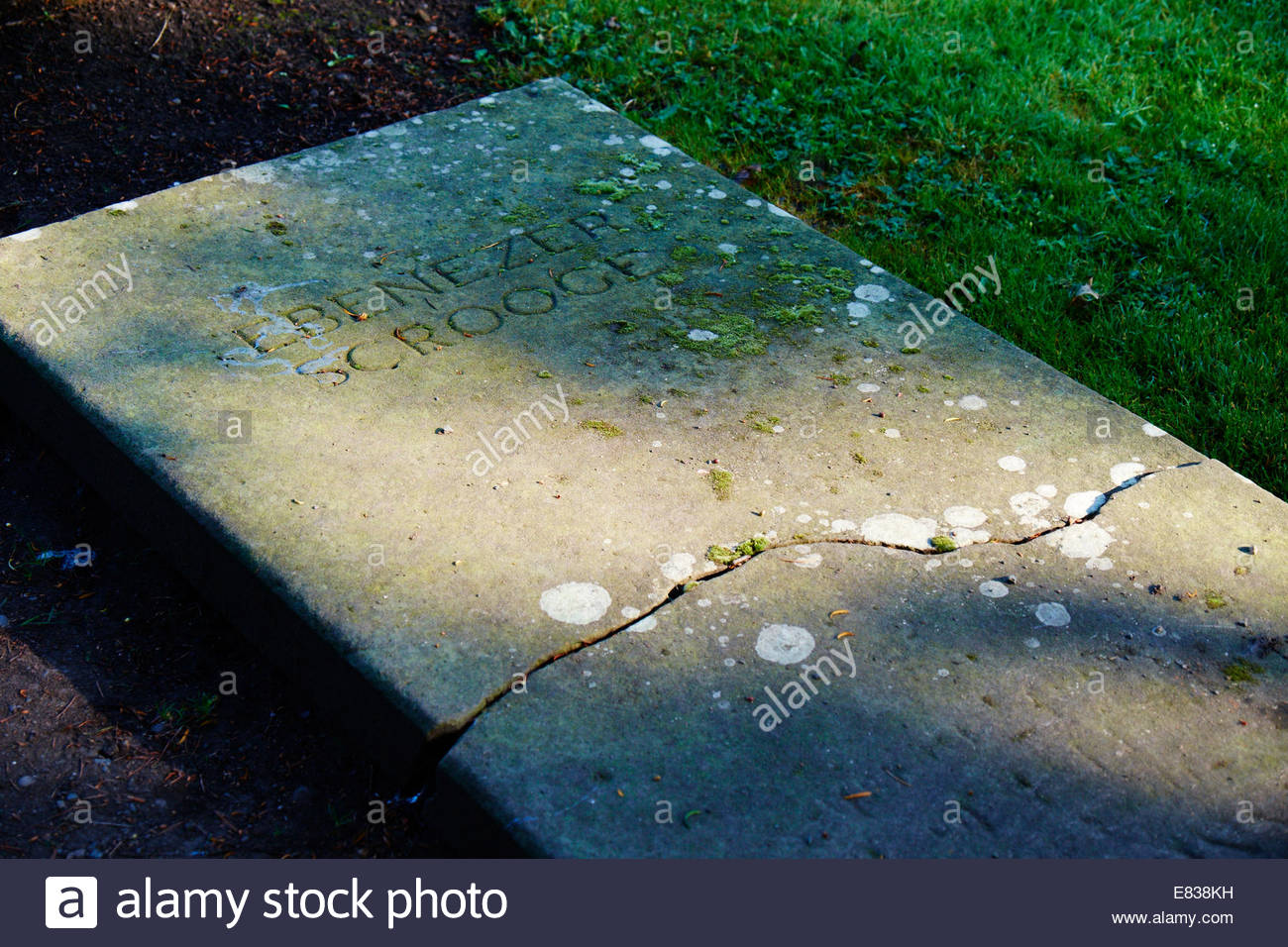 ebenezer-scrooge-grave-stone-in-st-chads