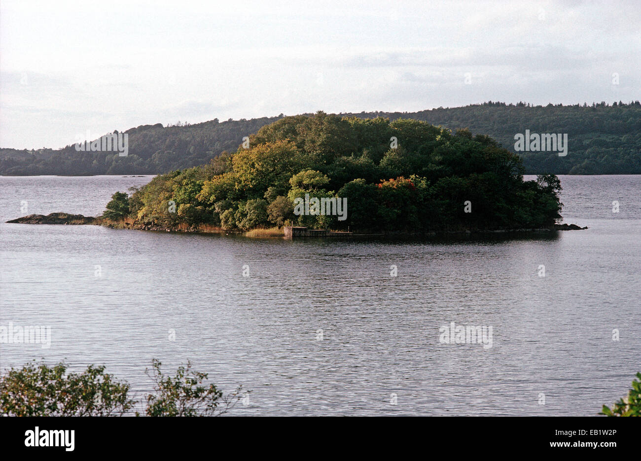 the lake isle of innisfree - by william butler yeats essay Free essay: author of poetry, william butler yeats, wrote during the twentieth century which was a time of change it was marked by world wars, revolutions. the lake isle of innisfree - by william butler yeats essay Free essay: author of poetry, william butler yeats, wrote during the twentieth century which was a time of change it was marked by world wars, revolutions.