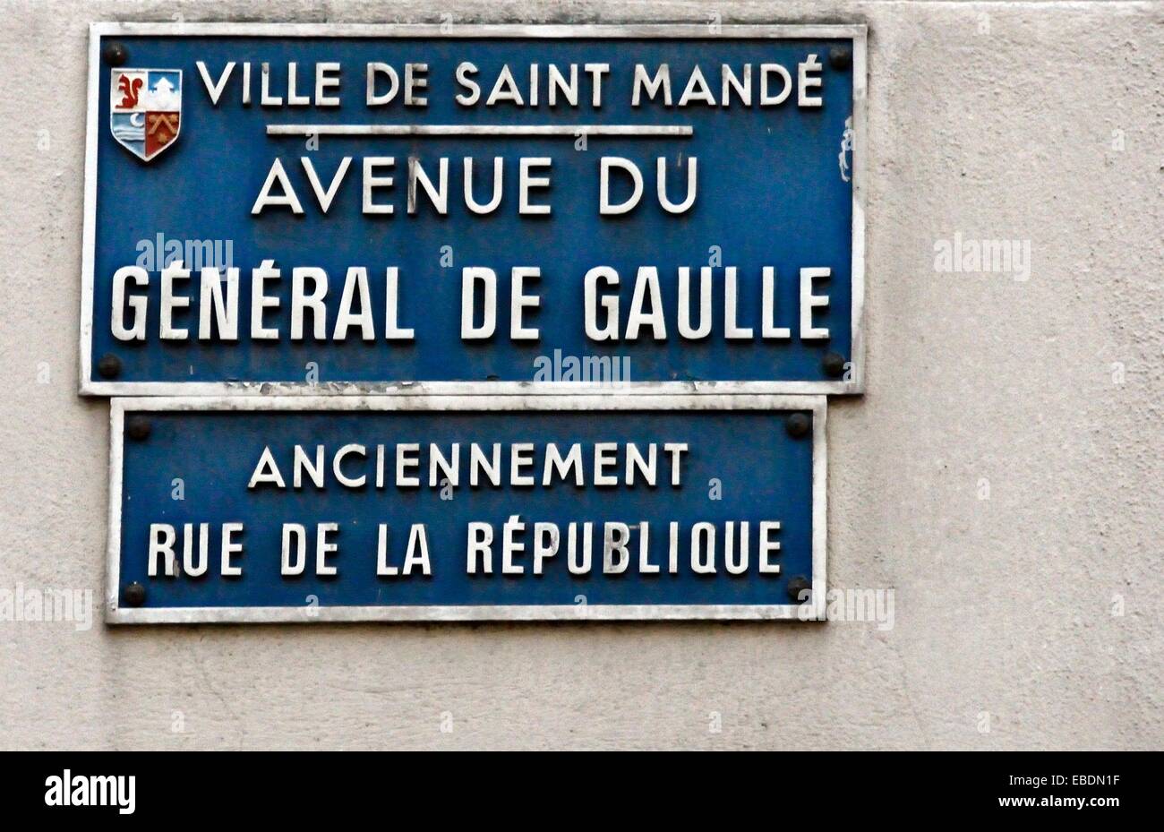 Plate With Name Of The Street Avenue Du General De Gaulle Formerly