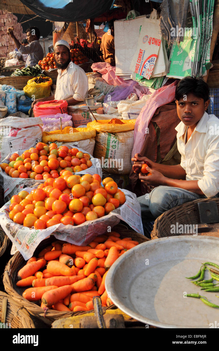 stock market of bangladesh The financial market in bangladesh is the primary issues and secondary trading of equity securities of capital market take place through two (02) stock exchanges. stock market of bangladesh The financial market in bangladesh is the primary issues and secondary trading of equity securities of capital market take place through two (02) stock exchanges.