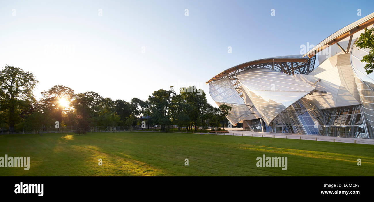 Fondation Louis Vuitton, Paris, France. Architect: Gehry Partners Stock Photo, Royalty Free ...