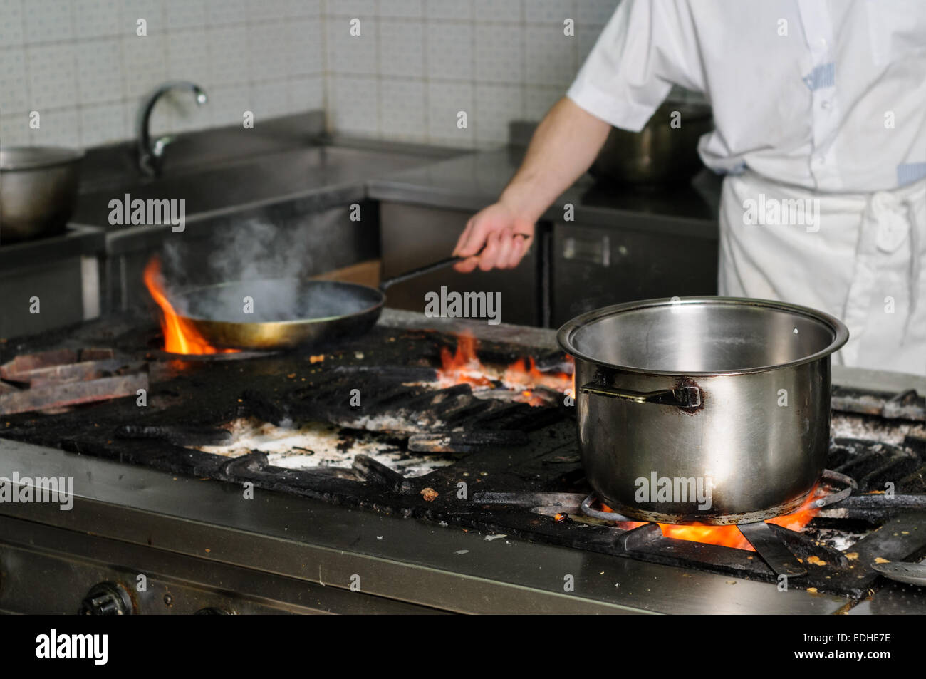 Restaurant Kitchen Gas Stove dirty gas stove stock photos & dirty gas stove stock images - alamy Restaurant Kitchen Gas Stove dirty gas stove stock photos & dirty gas stove stock images - alamy