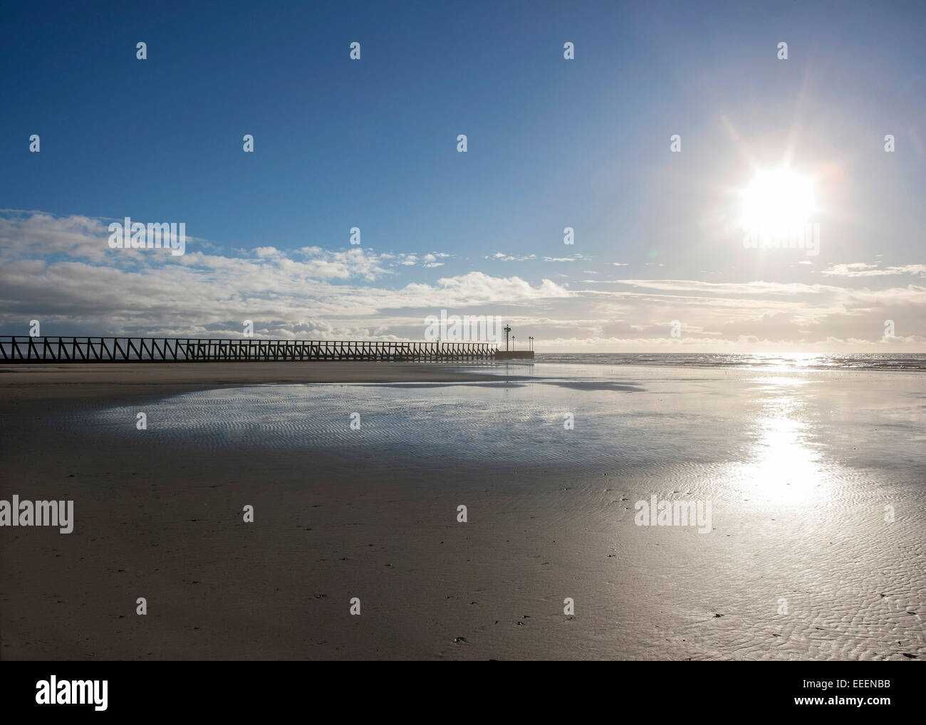 Littlehampton West Beach West Sussex low tide Stock Photo, Royalty Free Image 77770767 Alamy