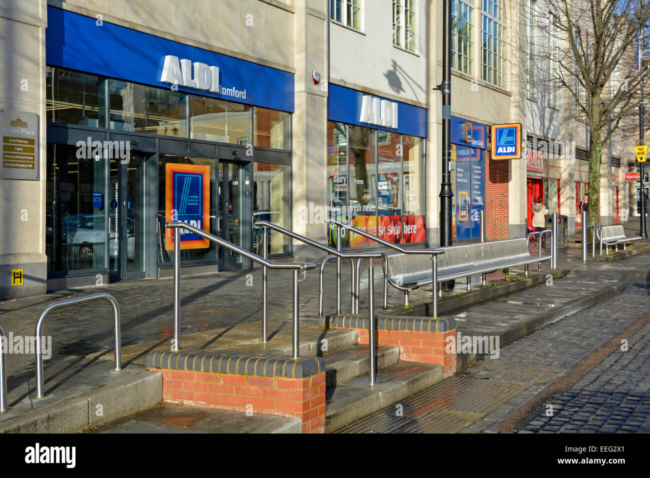 Aldi supermarket town centre store in Romford market place Stock Photo